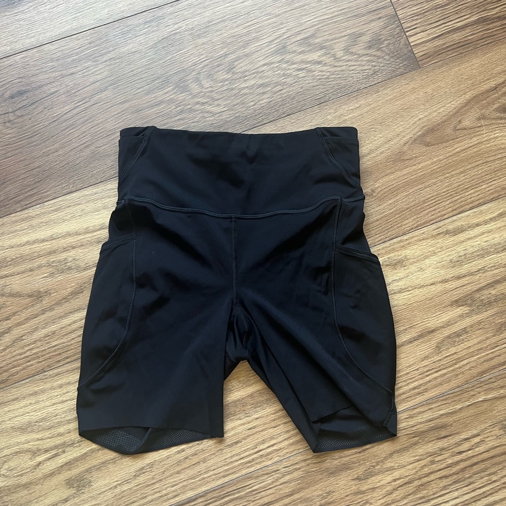 Lululemon Fast and Free High Rise Black Shorts - Picture 3 of 6